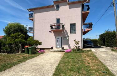 Studio Apartmani Sladakovic - Foto 37