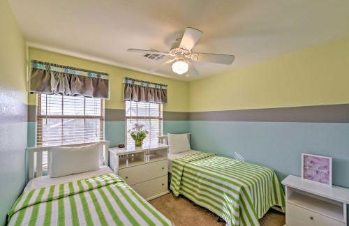 Inviting Surprise Home with Private Pool Near Golf! - Foto 14