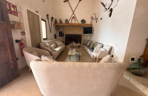 Villa para grupos 12 personas con piscina, barbacoa y finca de 50ha en Alicante - Foto 23