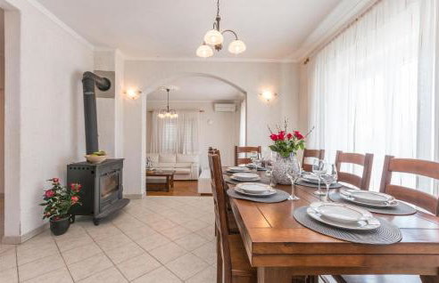 Cozy Home In Tinj With Kitchen - Photo 23