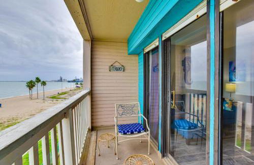 Waterfront Corpus Christi Escape with Pool Access! - Foto 19