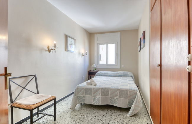 Apartment Near Plataj De Roses Beach - Photo 4