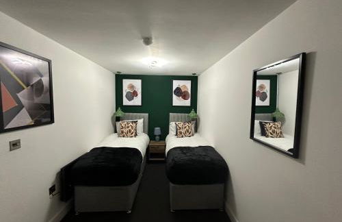 Adam Court Apartments - PE1 - Contractor Friendly - Choice of Studios or 1 Bed Apartments - Free Parking - Sofa Beds - Sky TV - Full Kitchen - Washer Dryer - WiFi - Foto 31