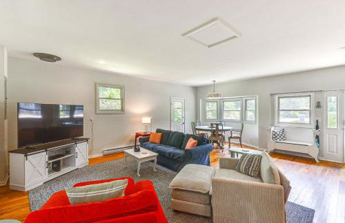 Charming Union Pier Home with Deck Half-Mi to Beach - Foto 5