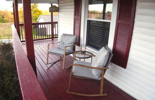 Soak n Stroll 2 State St Casino Firepit Dogs OK - Foto 35