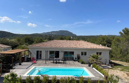 Paisible villa avec piscine proche du Pic Saint-Loup - Foto 18