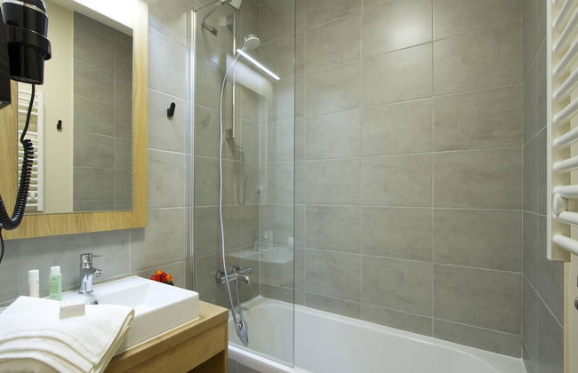 Apartment in L'eclose With Mountain Views - Photo 10