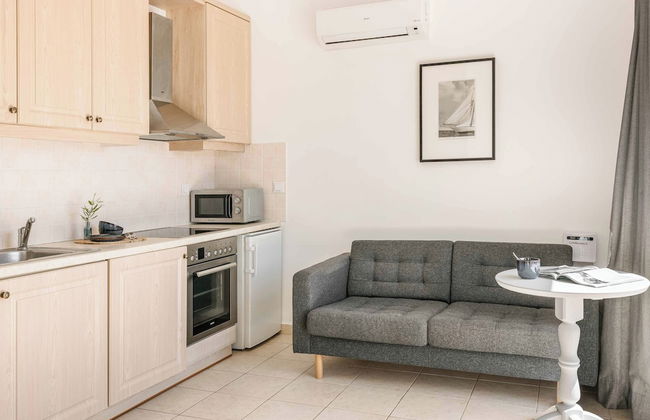 Caretta Beach Villa - Photo 9