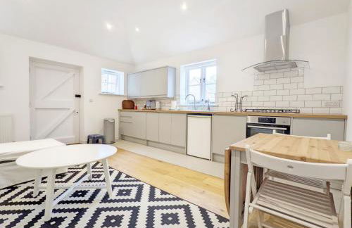 Little Maplewood, Tangmere - Foto 6