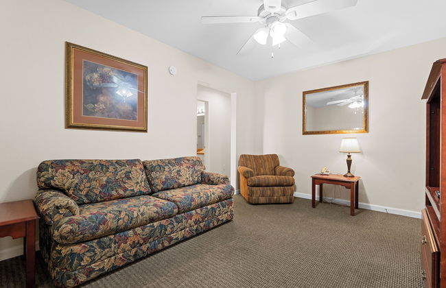 Grand Crowne Resort - Photo 68