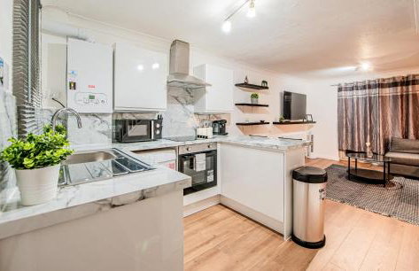 Bright Cosy Cottage with Parking and Outdoor Patio - Foto 19