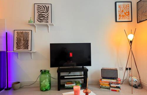 Central, Cozy and Stylish 2-Bed Apartment - Foto 8