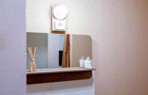 Le Jaude, T2 rénové Centre ville I WIFI Confort et cosy - Foto 8