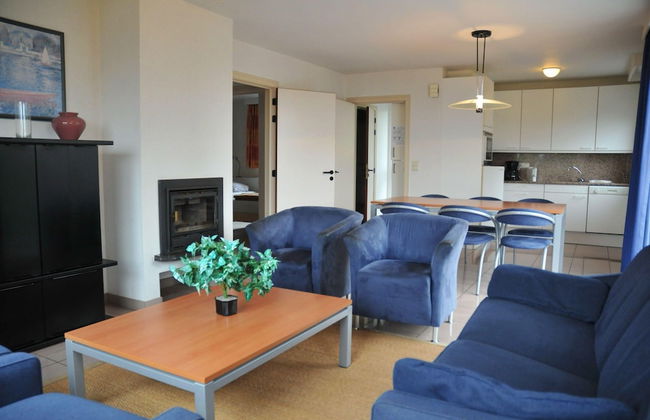 Apt w/ Fireplace & Garden - Photo 10