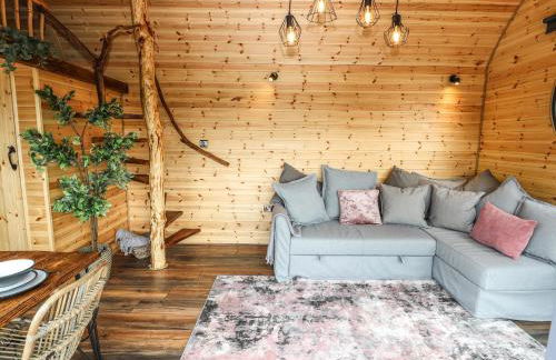 Offas Dyke Escape - Photo 3