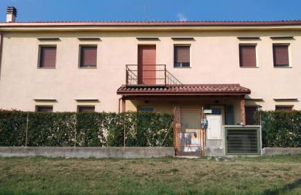 intero appartamento con giardino e colazione Dario - Photo 34