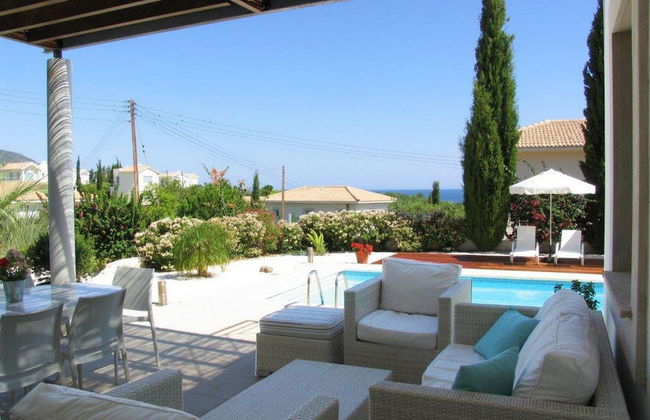 Carob Tree Villa in Latsi - Photo 7