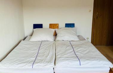 Cozy house with courtyard - Foto 25