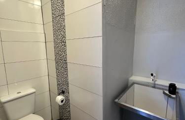 Casa Moderna - com WI-FI Próximo ao Festival de Dança REV391 - Photo 25