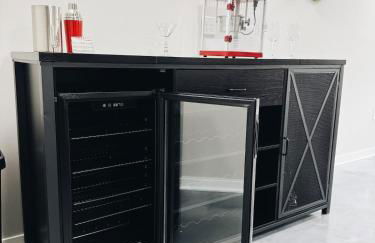 Newly Renovated Home With Pool - Foto 13