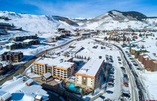 Studio 153 at Perfect Location w Pool & Hot Tub - Foto 24