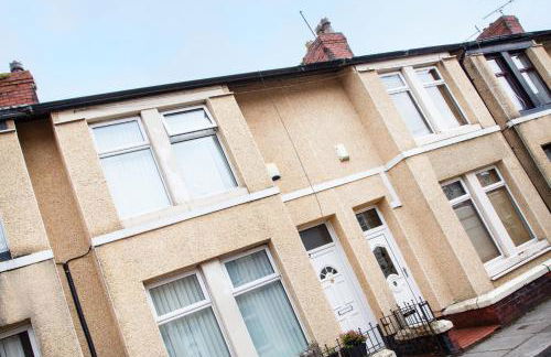 3 Bedroom House, Free Parking and Self Check In - Foto 11