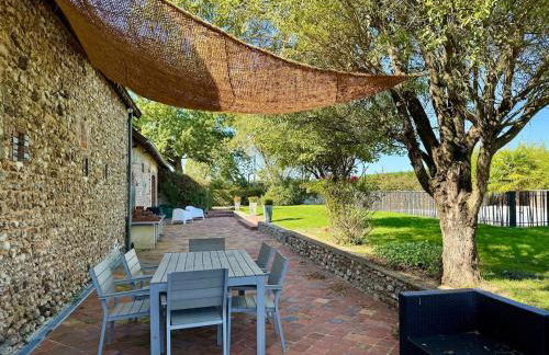 Maison Inès by hellofamily, piscine, terrain de sport, pétanque - Photo 19