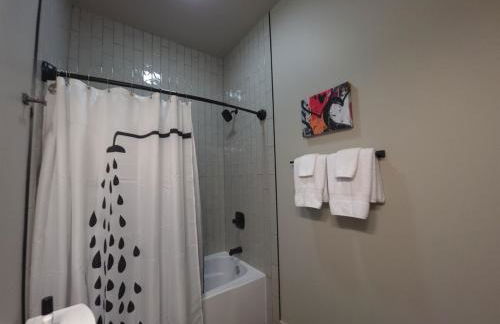 Walk to Bars and Restaurants in Fountain Square - Foto 41