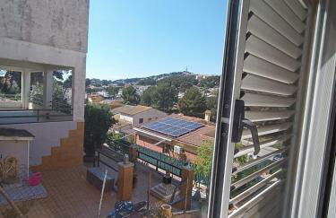 Family Suite with Terrace Garden - Photo 25