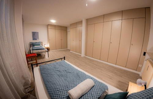 Yello Homes - großes Apartment - Am Waldrand, 15 min bis Nürnberg Messe, für 8 Personen, 2 WC's - Foto 20