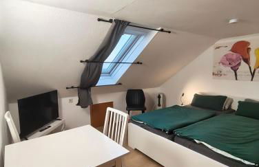Deisterferien FeWo Hygge unterm Dach, 3 Personen, Balkon, Nur Netflix, WLAN, A2 Nähe - Foto 1