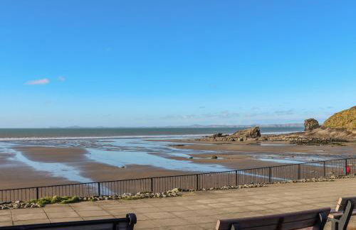 The Cottage - Photo 11