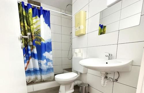 Apartments with Balcony in Krefeld - Foto 13