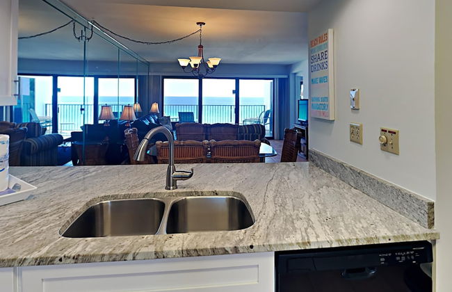 Emerald Towers by Southern Vacation Rentals - Foto 8