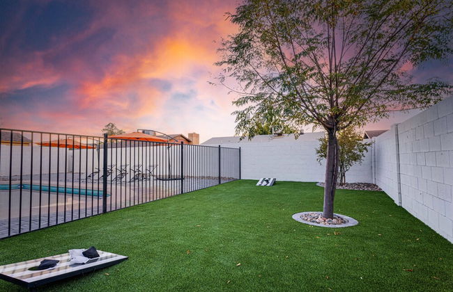 Campbell Phoenix - Foto 34