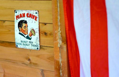 A Luxurious Home with Hot Tub and Man Cave! 9ppl - Foto 54