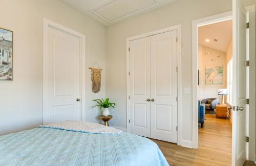 Lake Greenwood Access Modern Escape with Patio! - Foto 14