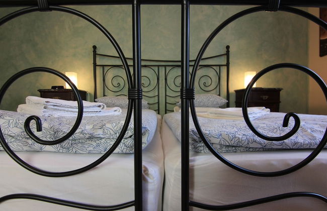 Cosy Rustic 1 Bedroom Apartment in Mala Strana - Foto 4