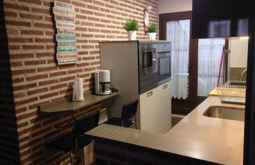 La plazuela Navaluenga - Photo 10