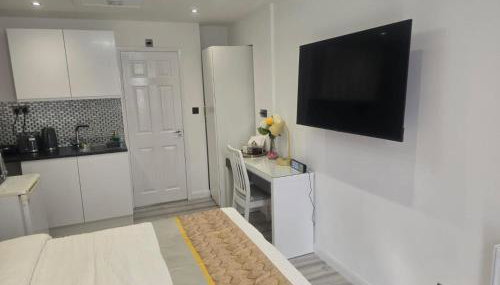 Mini Cosy Studio Flat Milton Keynes - Foto 2