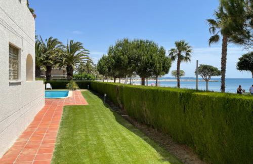 Myhost la Dorada frente al mar - Photo 23