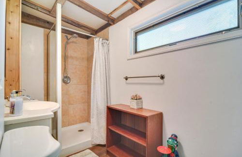 7 Mi to Dtwn Studio with Screened Porch in Tampa - Foto 12