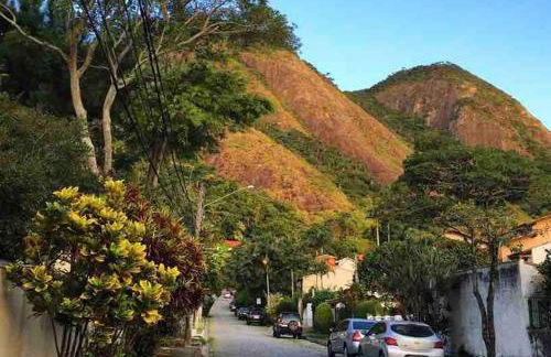 Apartamento confortável e com Piscina a 900 m da praia de Itacoatiara - Foto 69