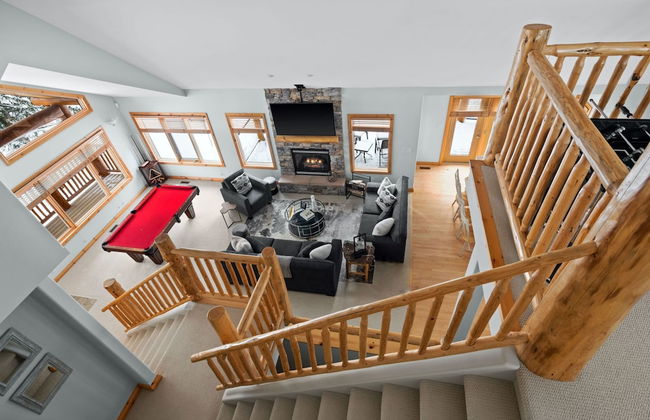 MODERN 4,500 sqft Ski Chalet: 5 Br + 6 Ba | Pool Table | Pool + PRIVATE Hot Tub - Photo 63