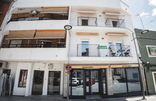 Apartamentos Turísticos Capitán Orellana - Foto 2