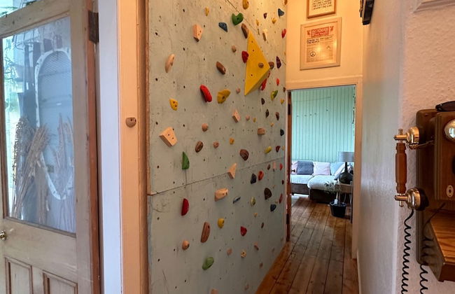 Quirky Apartment in the Heart of Leith With Garden - Foto 10