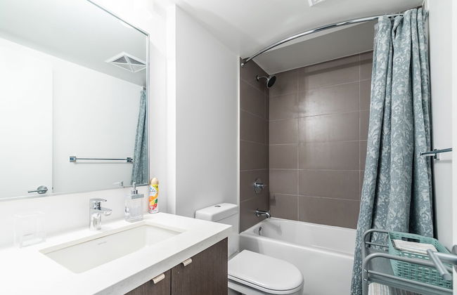 Charming Yorkville Condos - Photo 52