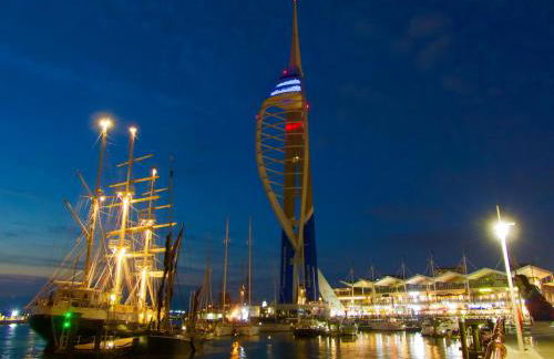 Somers 4 bed House off road parking pet friendly - Foto 53