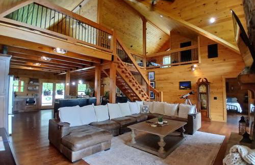 Luxury Mtn Log Home- Sevier Lodge at May Ridge - Foto 18
