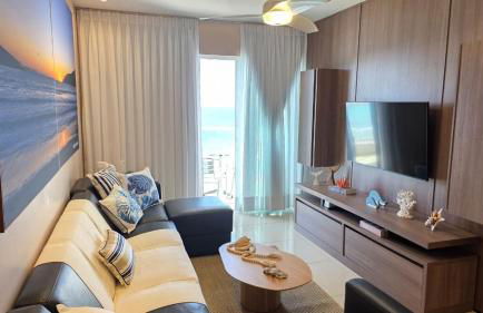 Lindo apartamento frente mar na Prainha com Ar Condicionado, Piscina - Photo 2